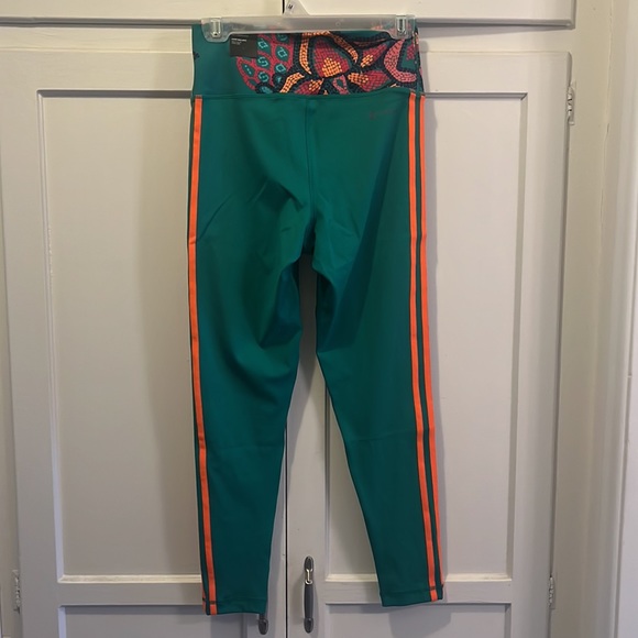 Adidas x Farm Rio Leggings - Picture 9 of 10